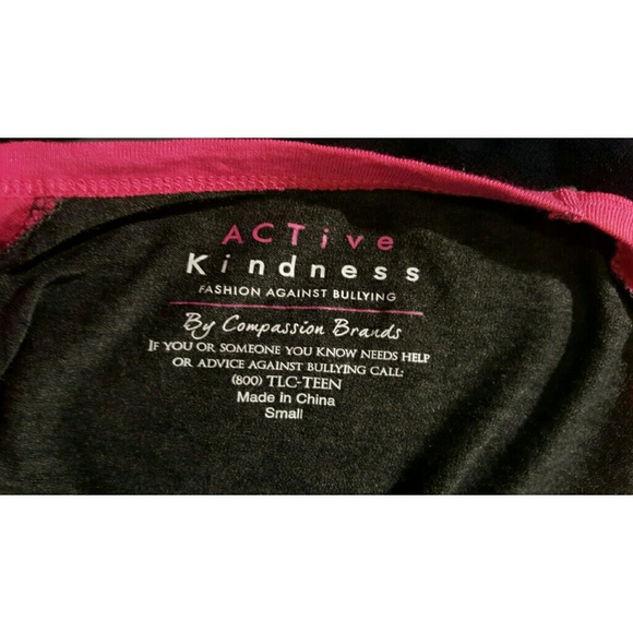 Active Kindness DONT BE A BULLY Printef T Shirt - Picture 4 of 5